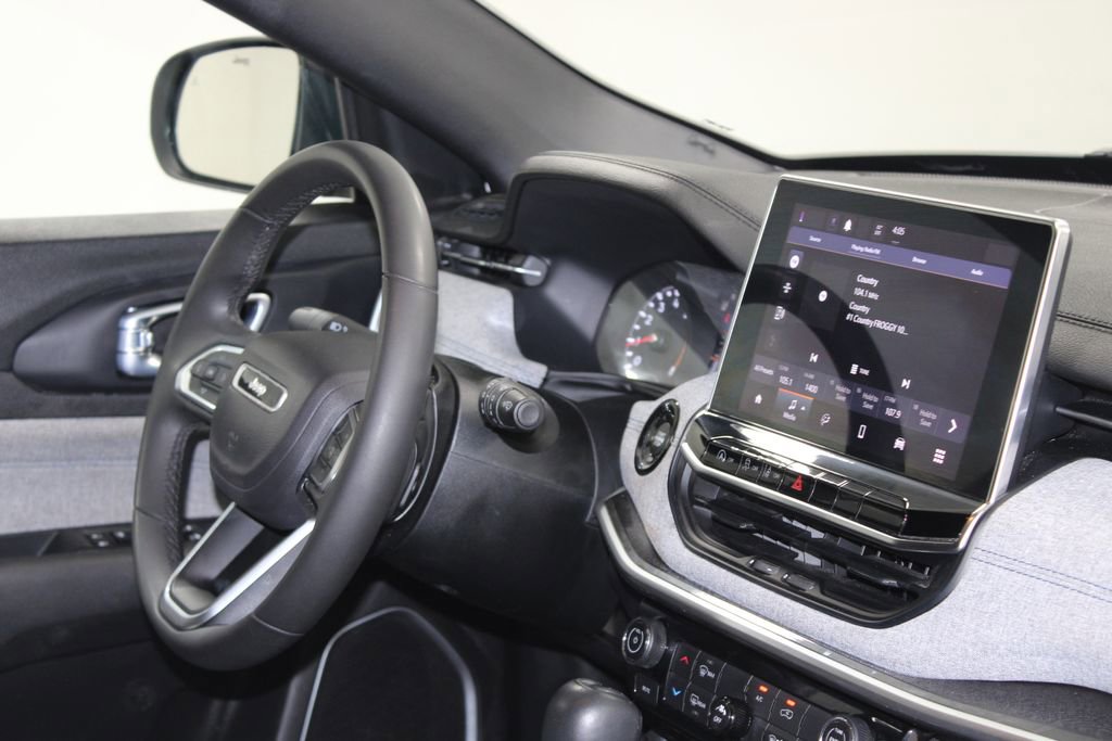 Used 2024 Jeep Compass Latitude image 27
