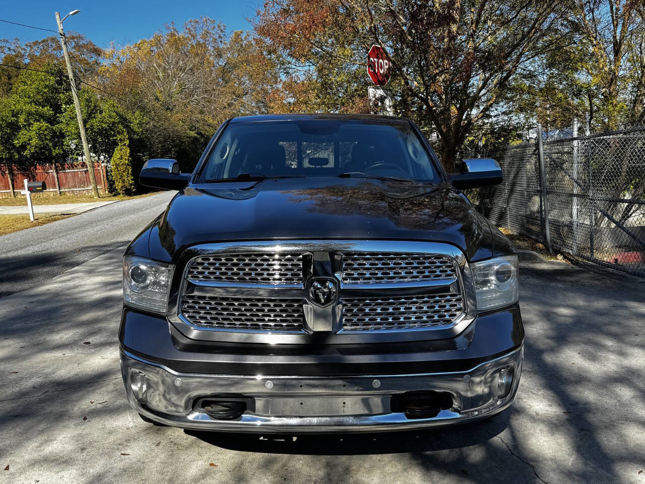 Used 2014 RAM 1500 Laramie w/ Convenience Group image 2