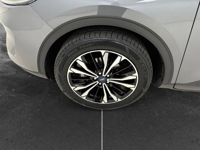 Used 2021 Ford Escape SE w/ SE Sport Appearance Package AWD/4WD image 9