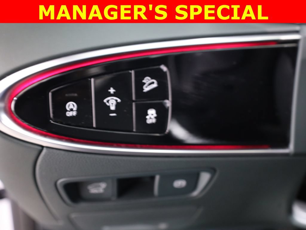 Used 2022 Genesis GV70 2.5T w/ Advanced Package AWD/4WD image 11