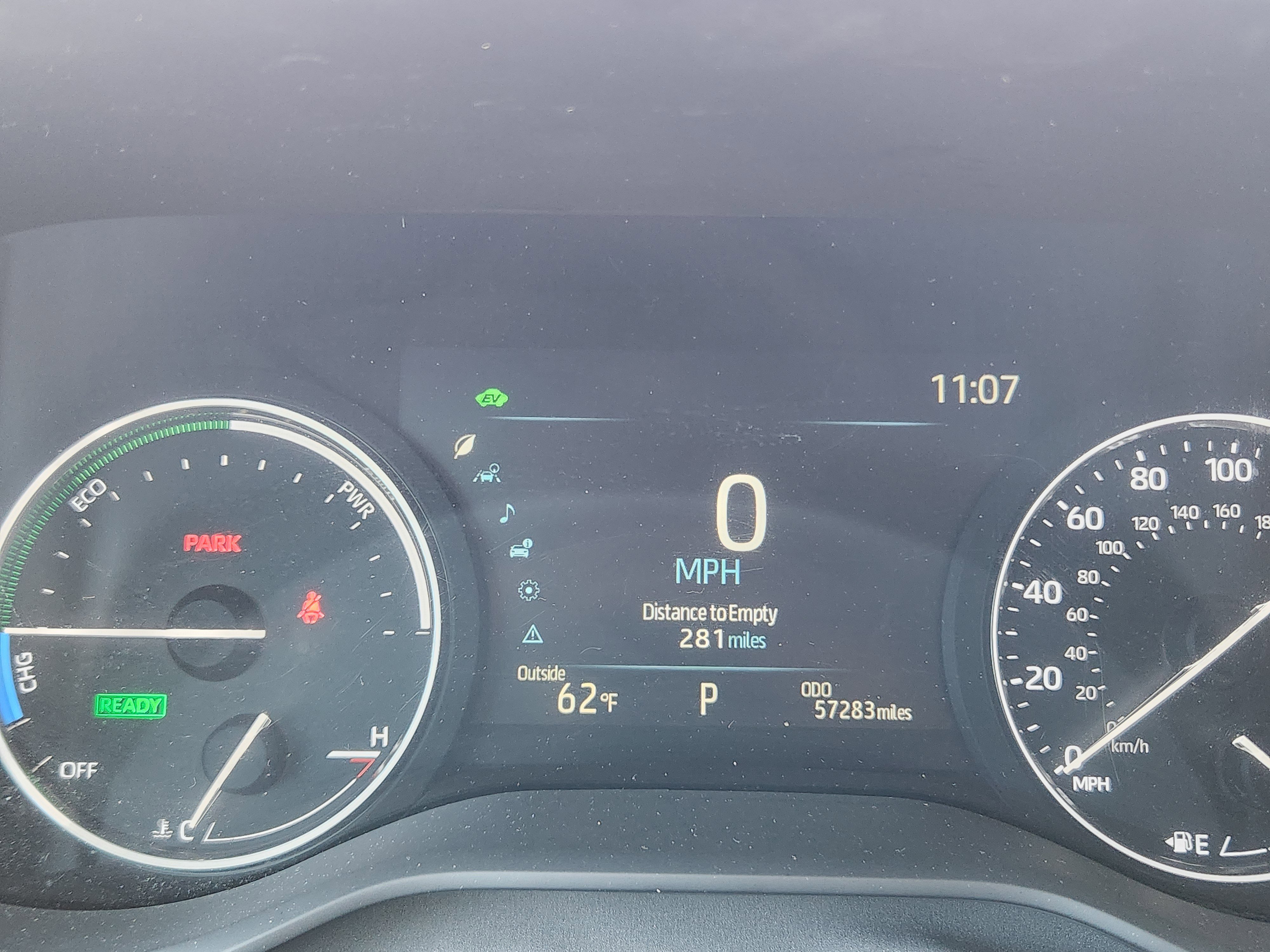 Used 2023 Toyota Sienna Limited image 21