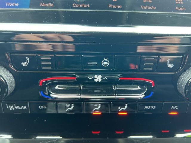 Used 2022 Jeep Grand Cherokee L Limited image 29