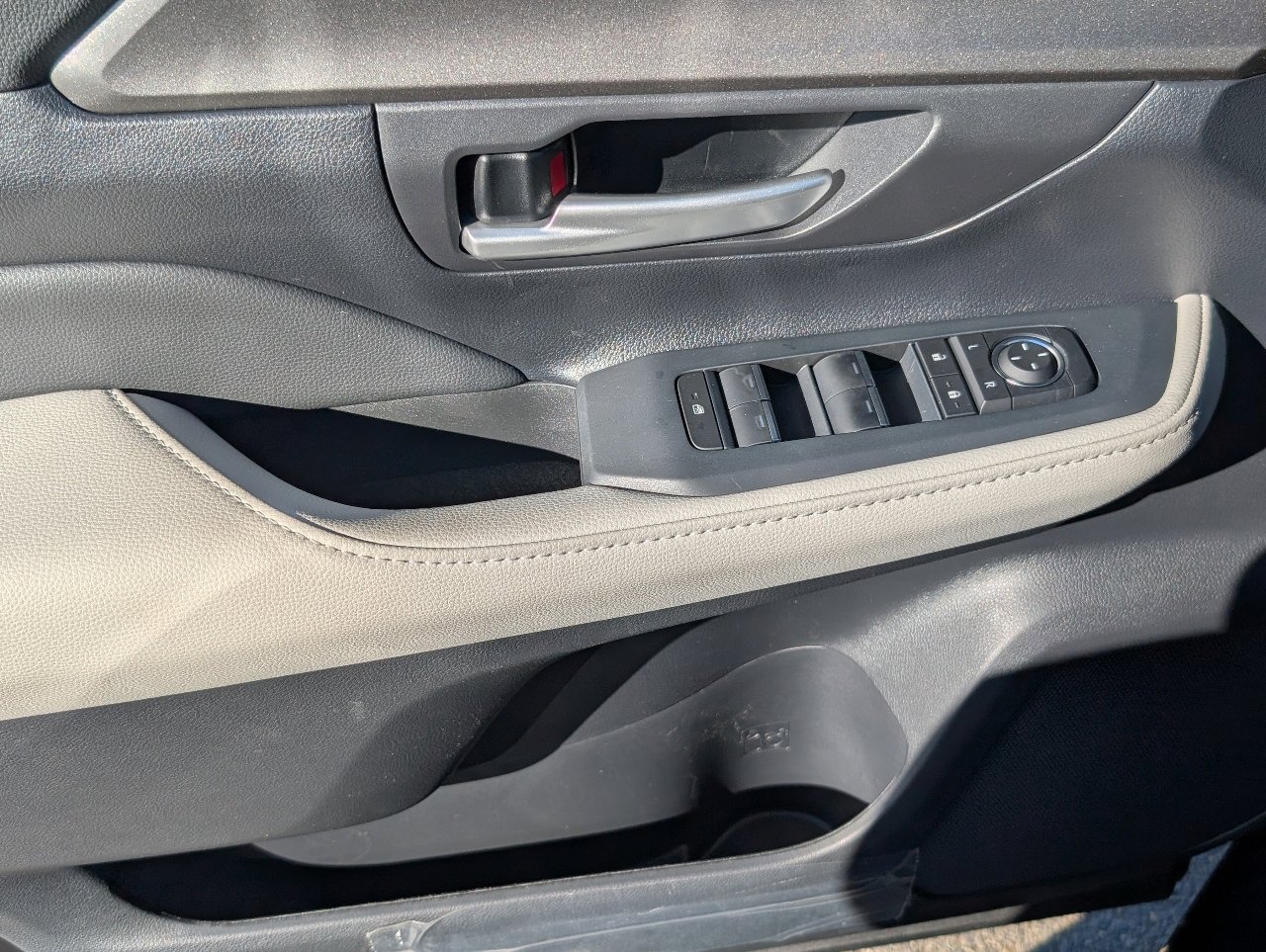 Used 2026 Toyota Grand Highlander XLE image 16