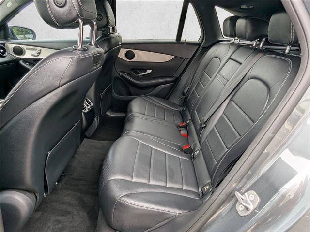Used 2019 Mercedes-Benz GLC 300 4MATIC image 18