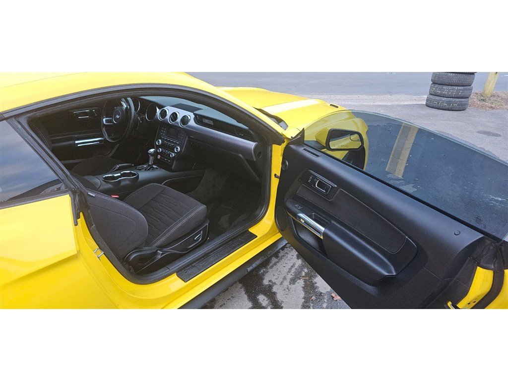 Used 2017 Ford Mustang GT w/ Black Accent Package image 7