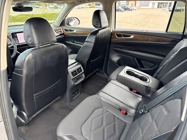 Used 2024 Volkswagen Atlas SE image 23