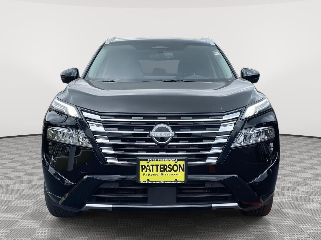 Used 2025 Nissan Rogue Platinum w/ Tech Package AWD/4WD image 2