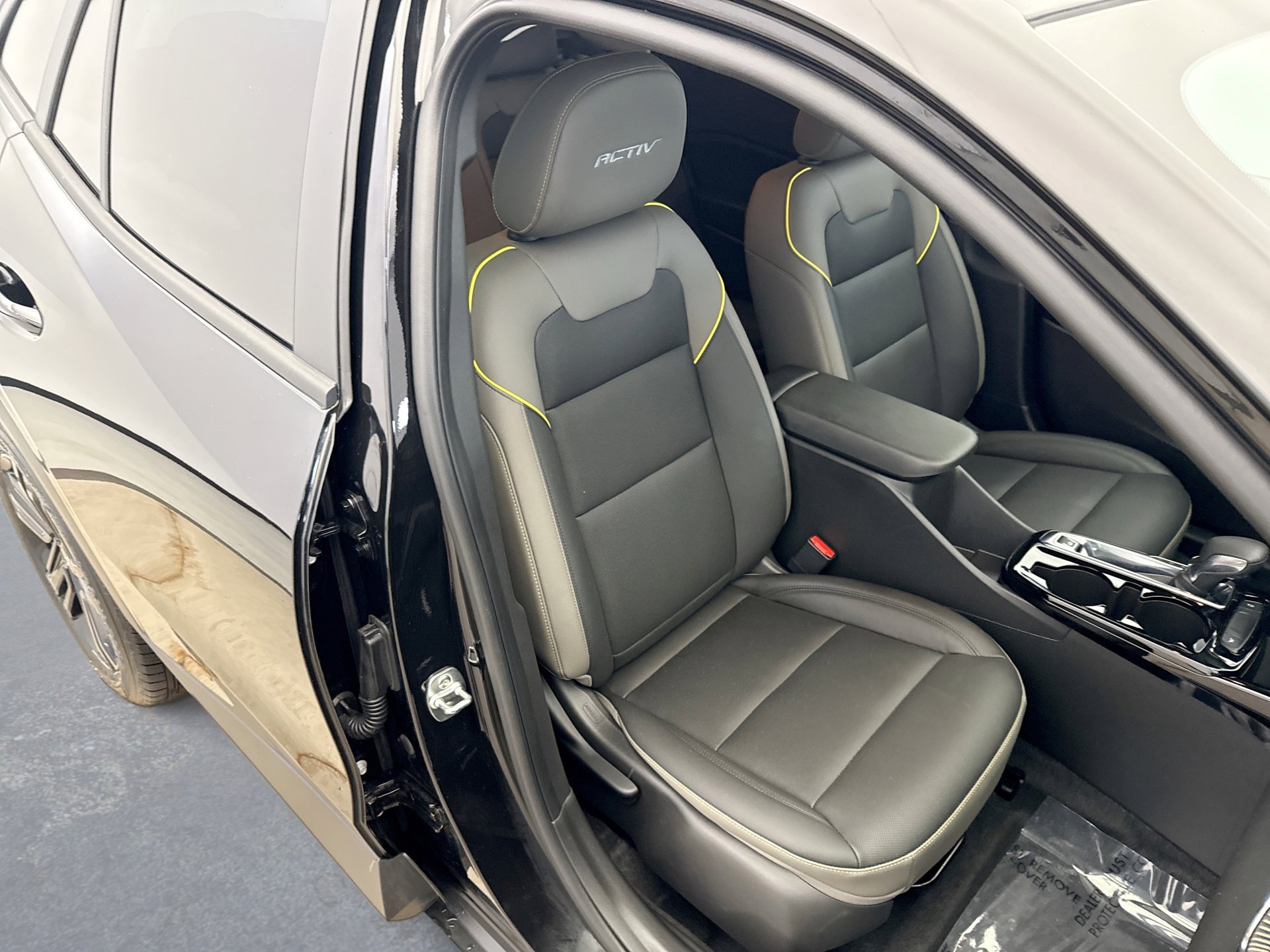 Used 2025 Chevrolet Trax ACTIV w/ Driver Confidence Package image 16