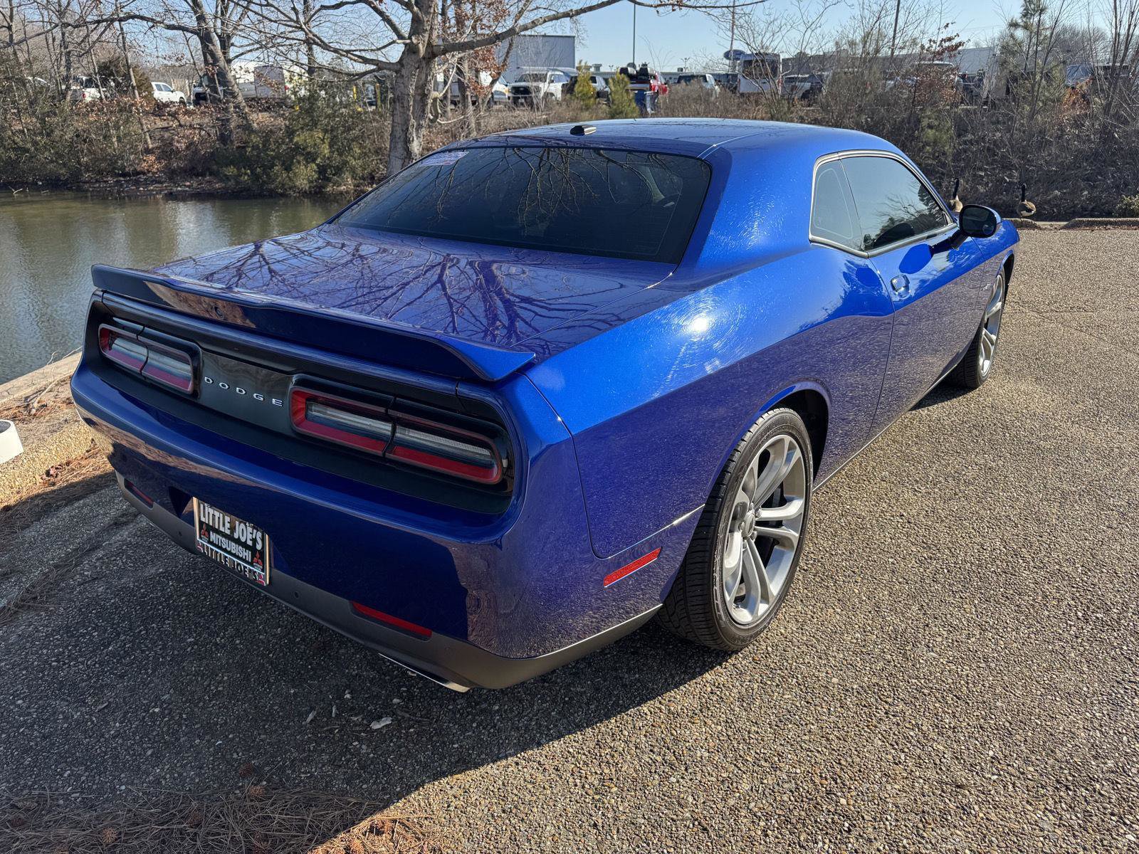 Used 2022 Dodge Challenger R/T image 5