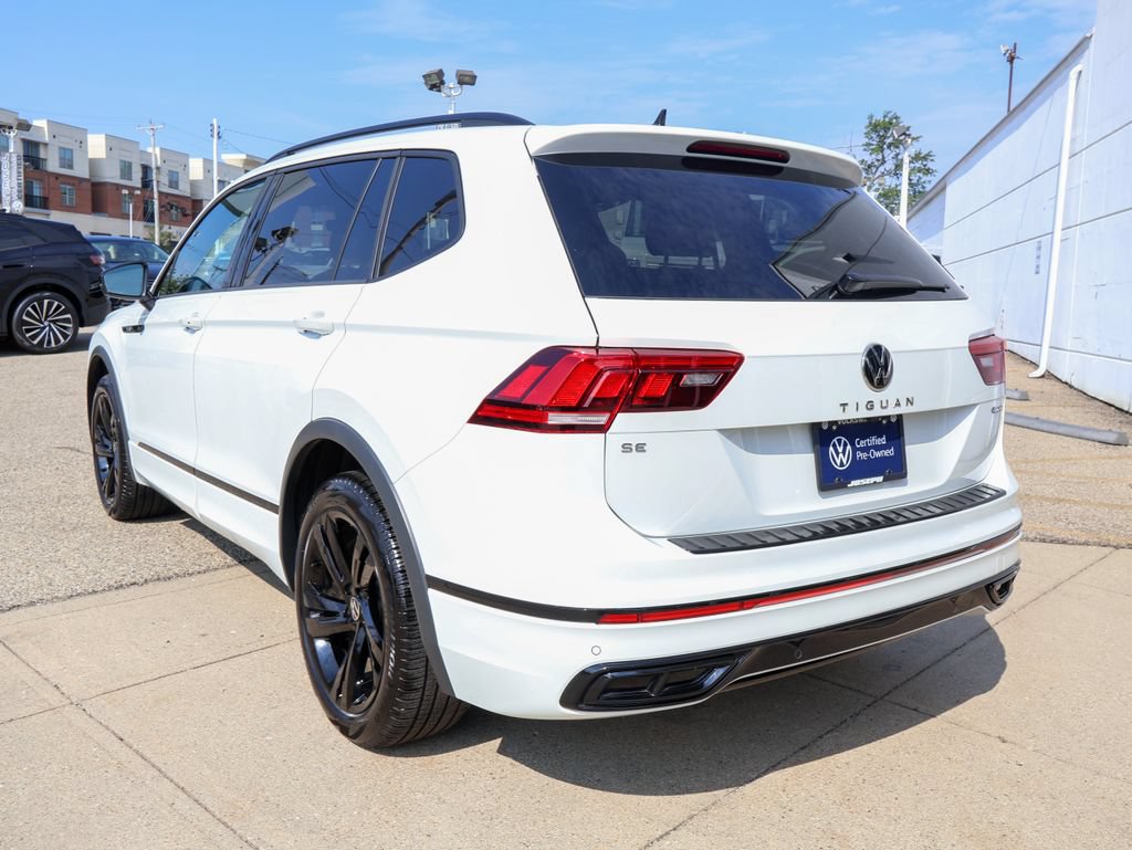 Certified 2024 Volkswagen Tiguan SE R-Line AWD/4WD image 3