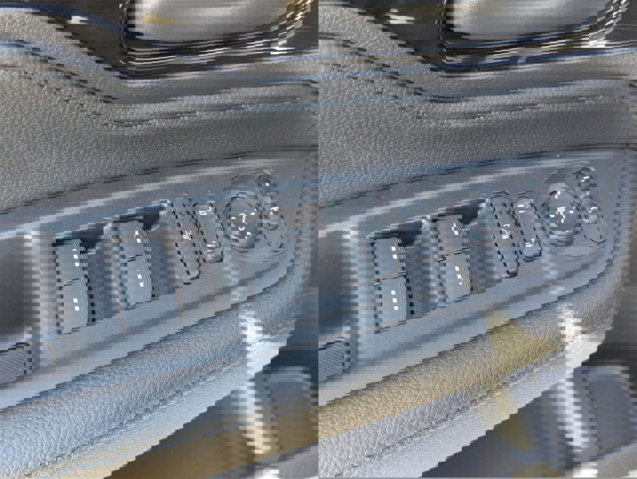 New 2026 Honda Odyssey Touring image 13