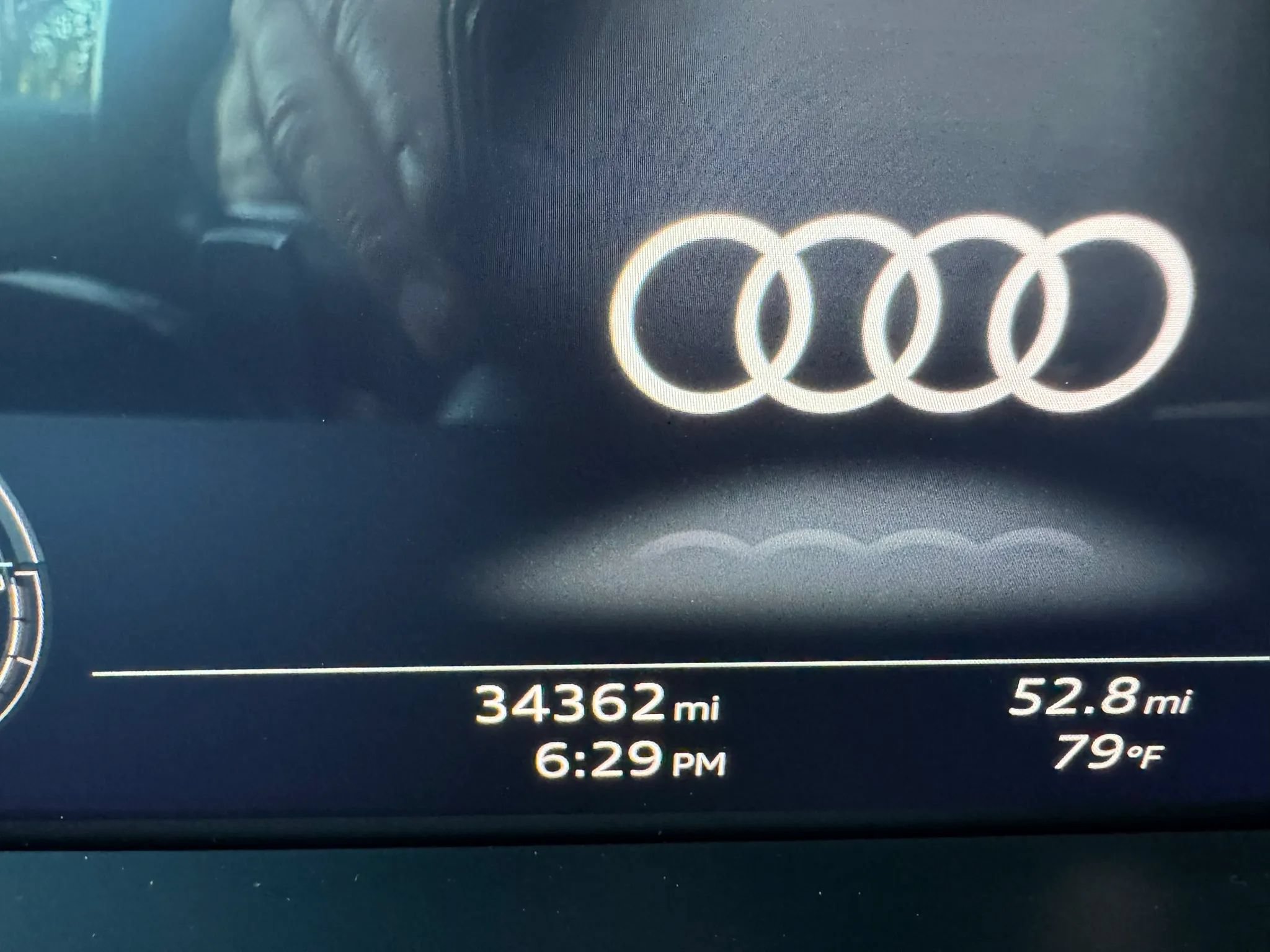Used 2022 Audi e-tron Premium AWD/4WD image 35