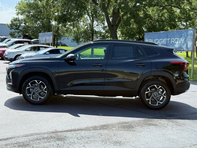 New 2025 Chevrolet Trax LT w/ Driver Confidence Package image 4