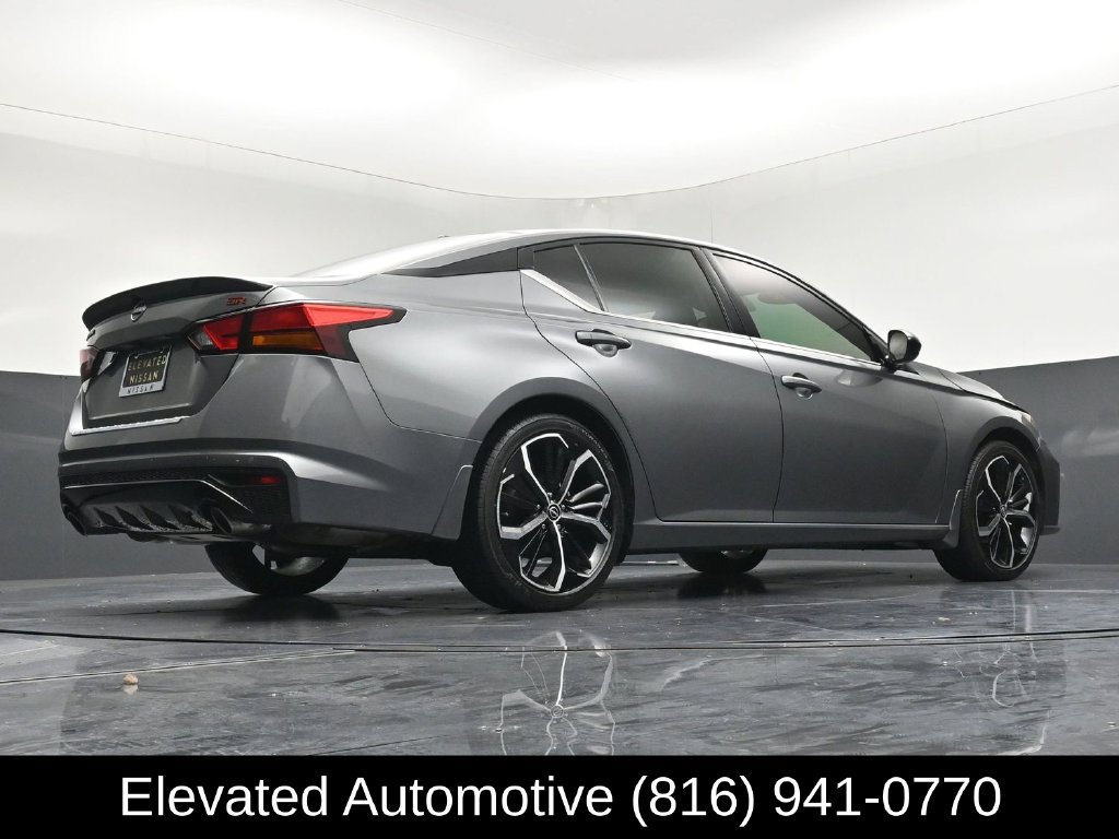 Used 2023 Nissan Altima 2.5 SR FWD image 28