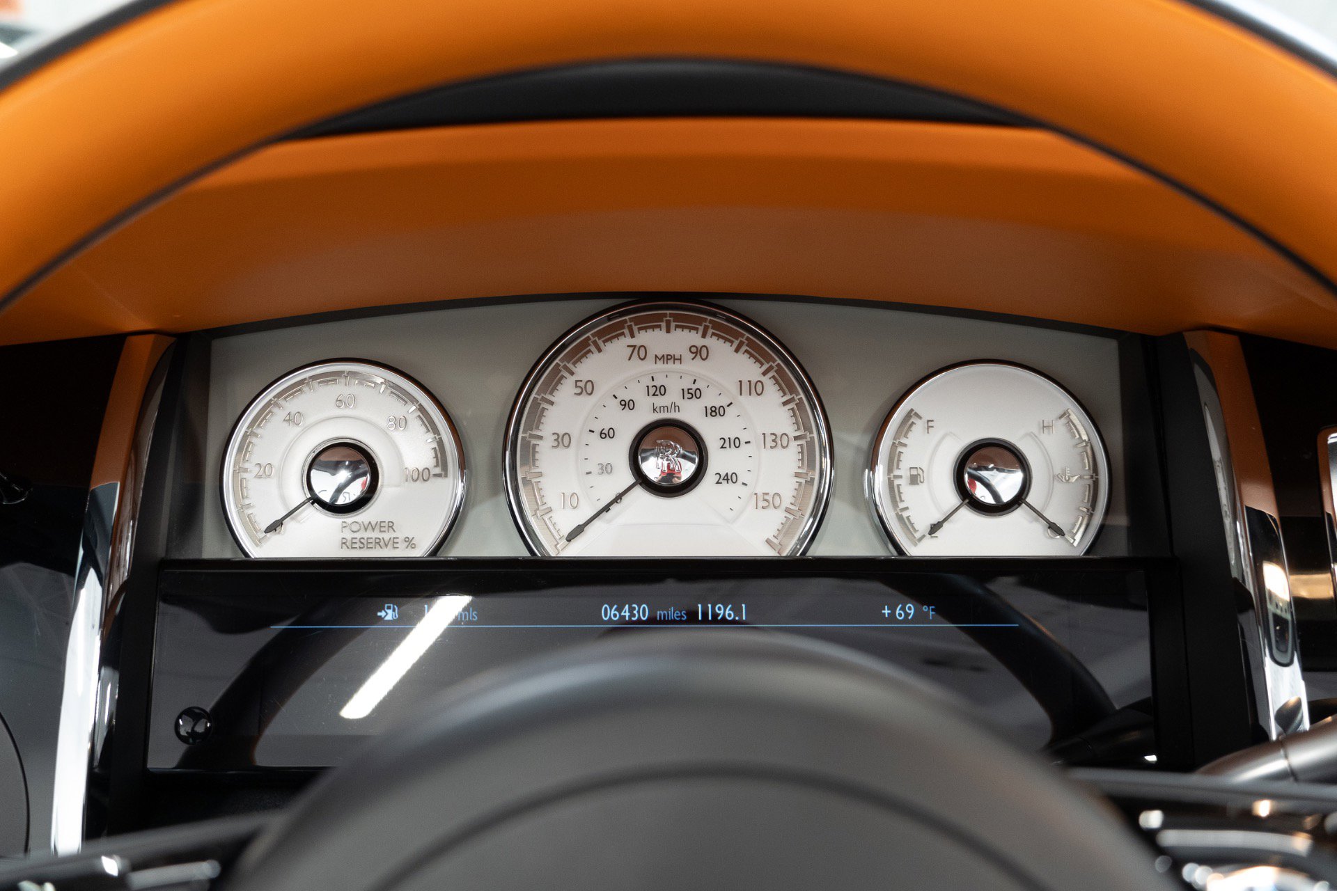 Used 2020 Rolls-Royce Dawn image 18