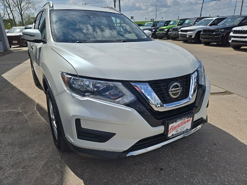Used 2020 Nissan Rogue SV AWD/4WD image 15