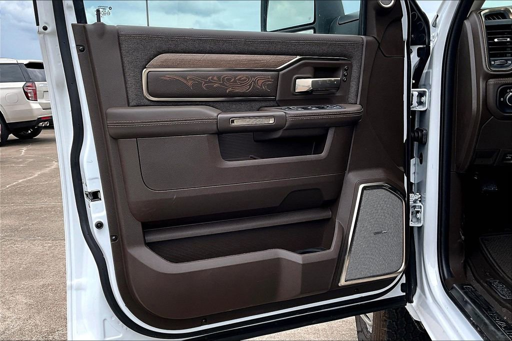 New 2025 RAM 3500 Longhorn image 13