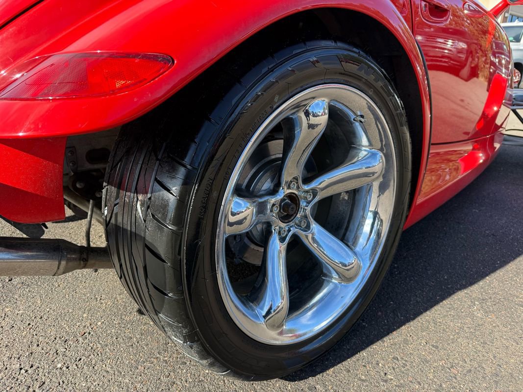 Used 1999 Plymouth Prowler image 12