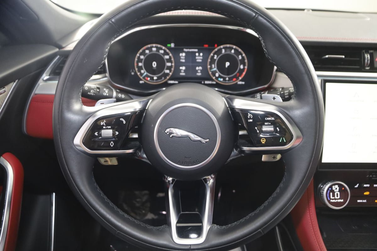 Used 2024 Jaguar F-PACE R-Dynamic S AWD/4WD image 36