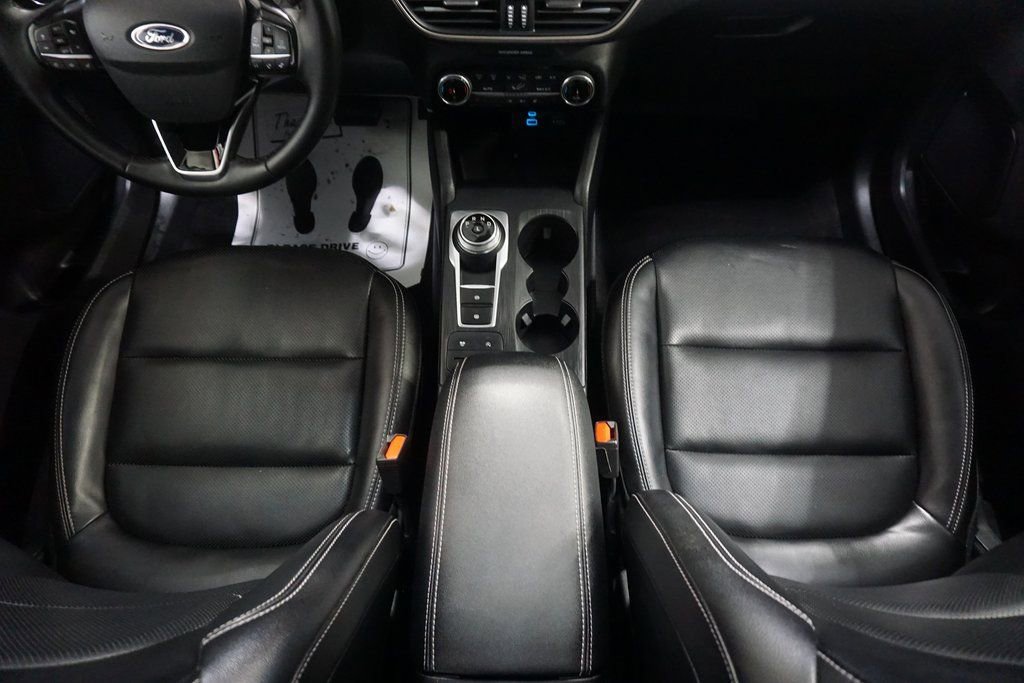 Used 2022 Ford Escape SEL w/ Technology Package image 34