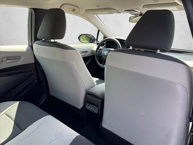 Used 2025 Toyota Corolla LE FWD image 22
