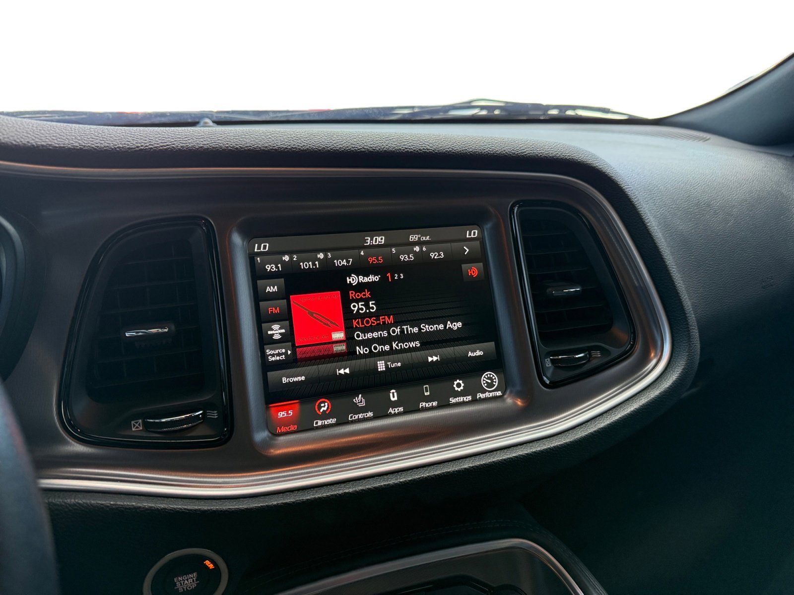 Used 2021 Dodge Challenger R/T Scat Pack RWD image 15