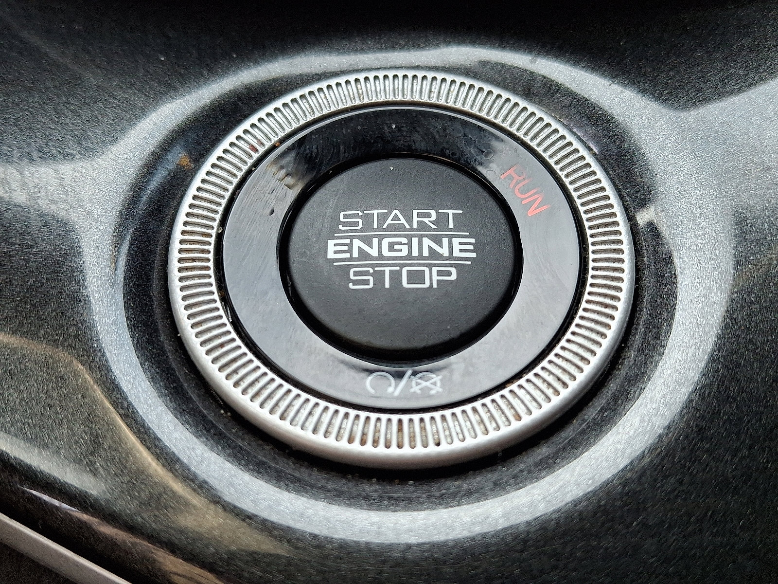 Used 2023 Jeep Grand Cherokee L Laredo image 24