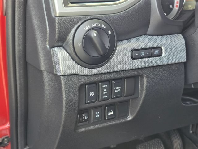 Used 2019 Nissan Titan PRO-4X w/ Pro-4x Utility Package AWD/4WD image 28