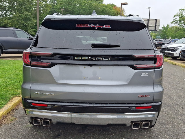 Used 2026 GMC Acadia Denali FWD image 5