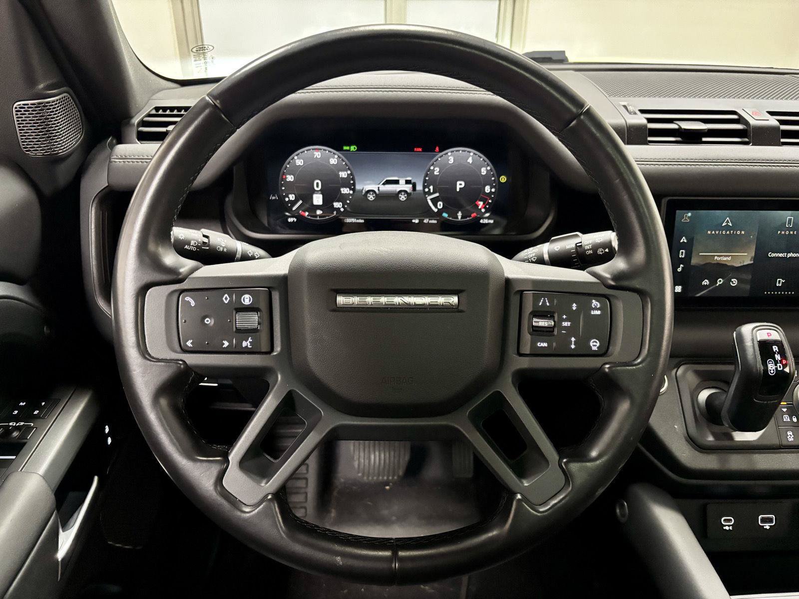 Used 2024 Land Rover Defender 90 X-Dynamic SE AWD/4WD image 20