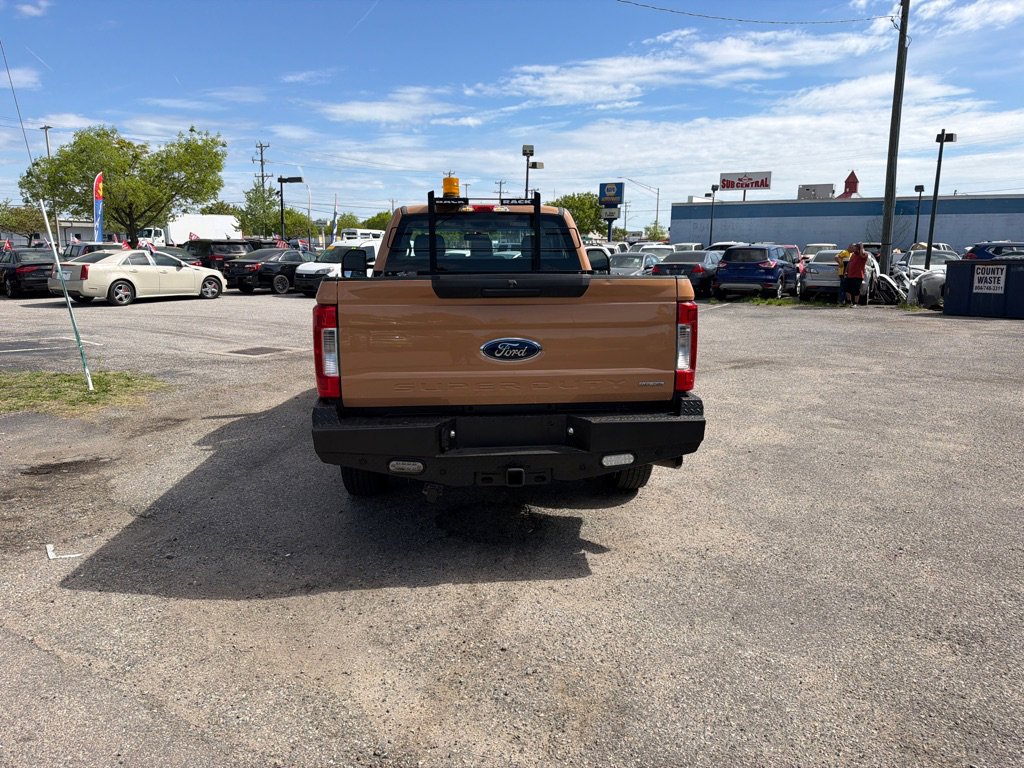 Used 2018 Ford F250 XL w/ Power Equipment Group RWD image 5