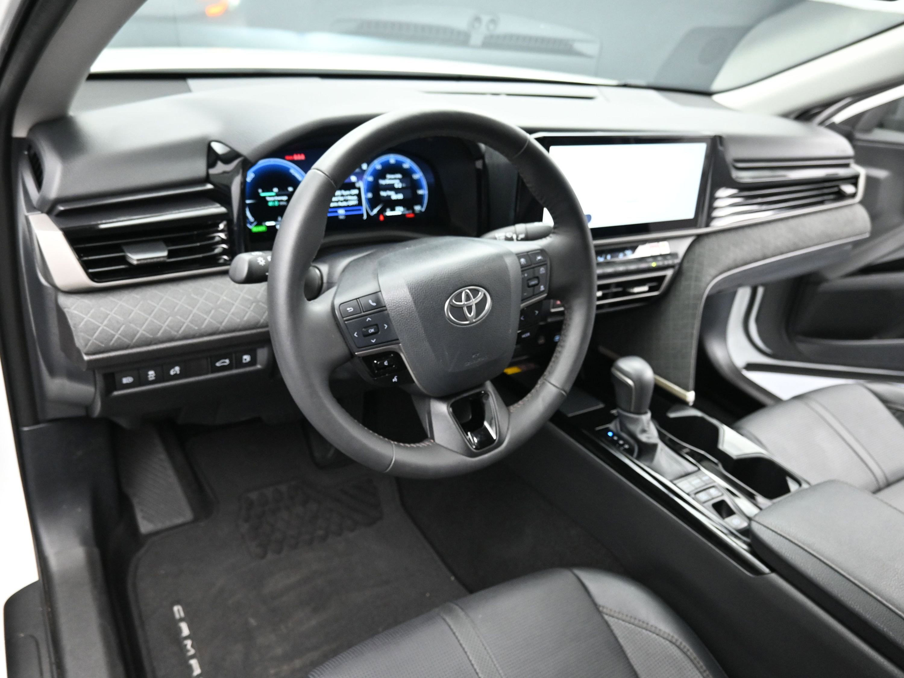 Certified 2025 Toyota Camry XLE image 8