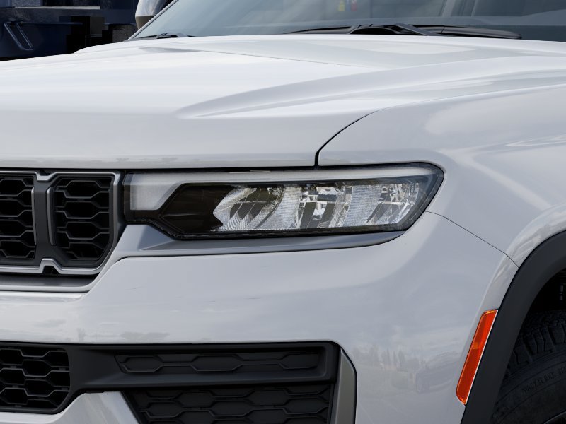 New 2026 Jeep Grand Cherokee Altitude AWD/4WD image 10
