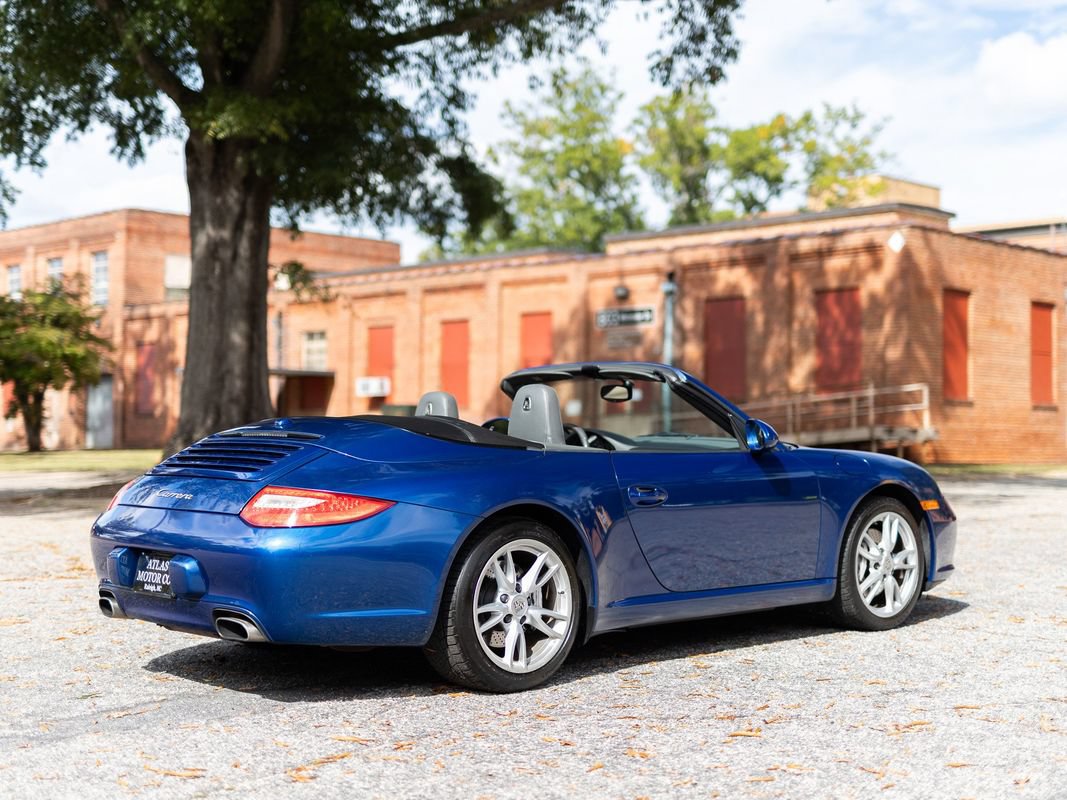 Used 2009 Porsche 911 Carrera RWD image 8