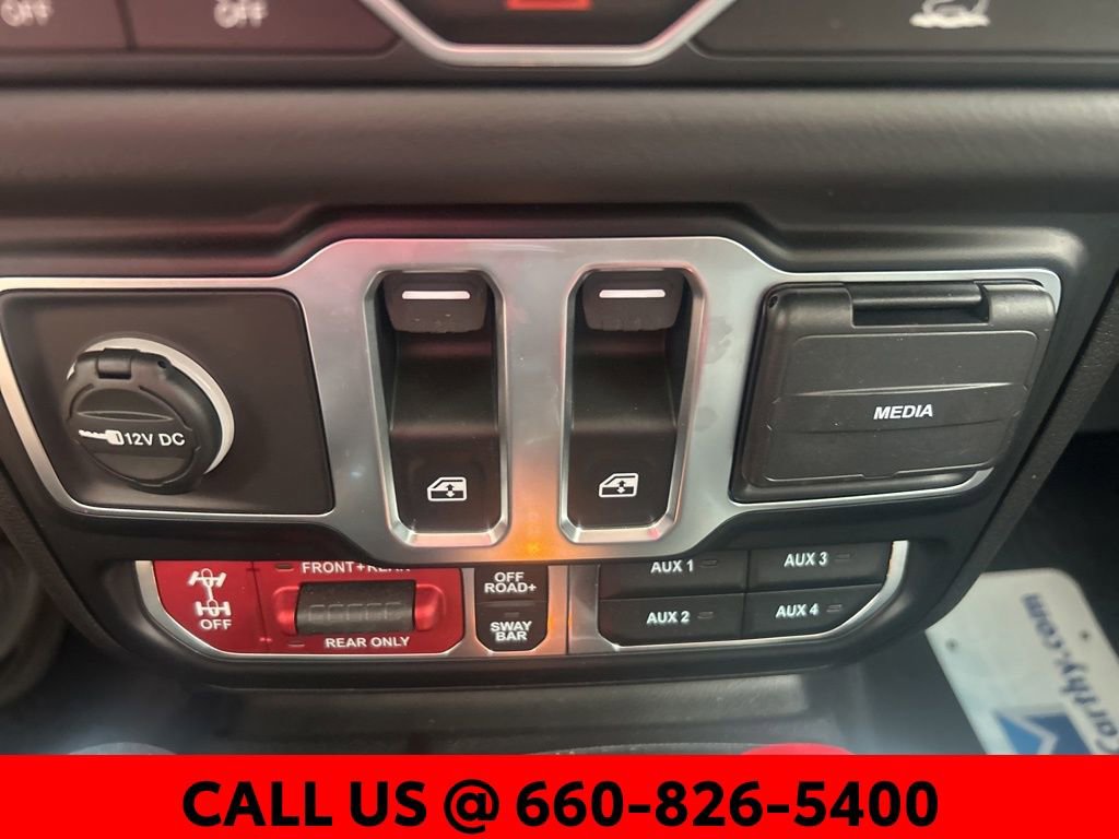 Used 2025 Jeep Wrangler Rubicon w/ Xtreme 35 Tire Package image 19