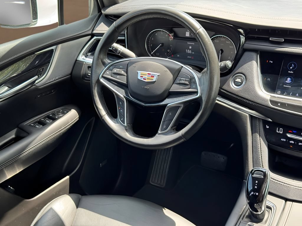 Certified 2024 Cadillac XT5 Premium Luxury FWD image 18