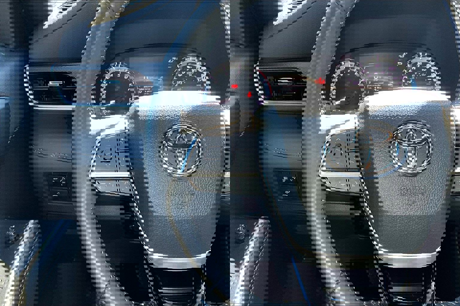 Used 2023 Toyota Highlander XSE image 12