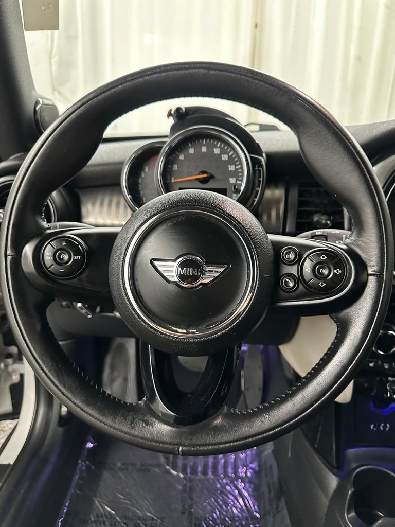 Used 2018 MINI Cooper S w/ Premium Package FWD image 15