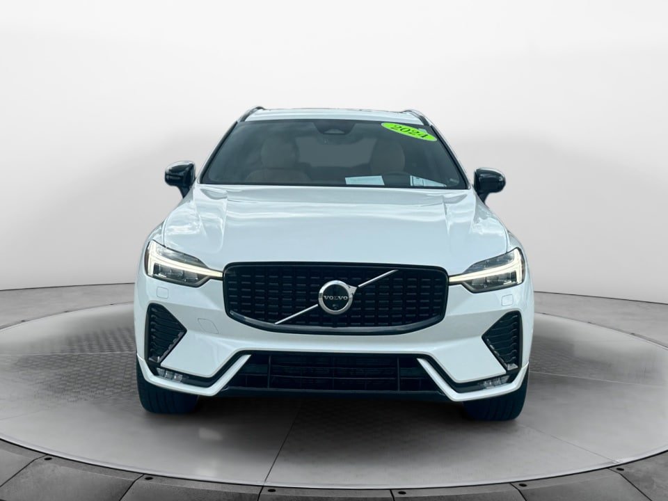 Certified 2024 Volvo XC60 B5 Ultimate AWD/4WD image 2