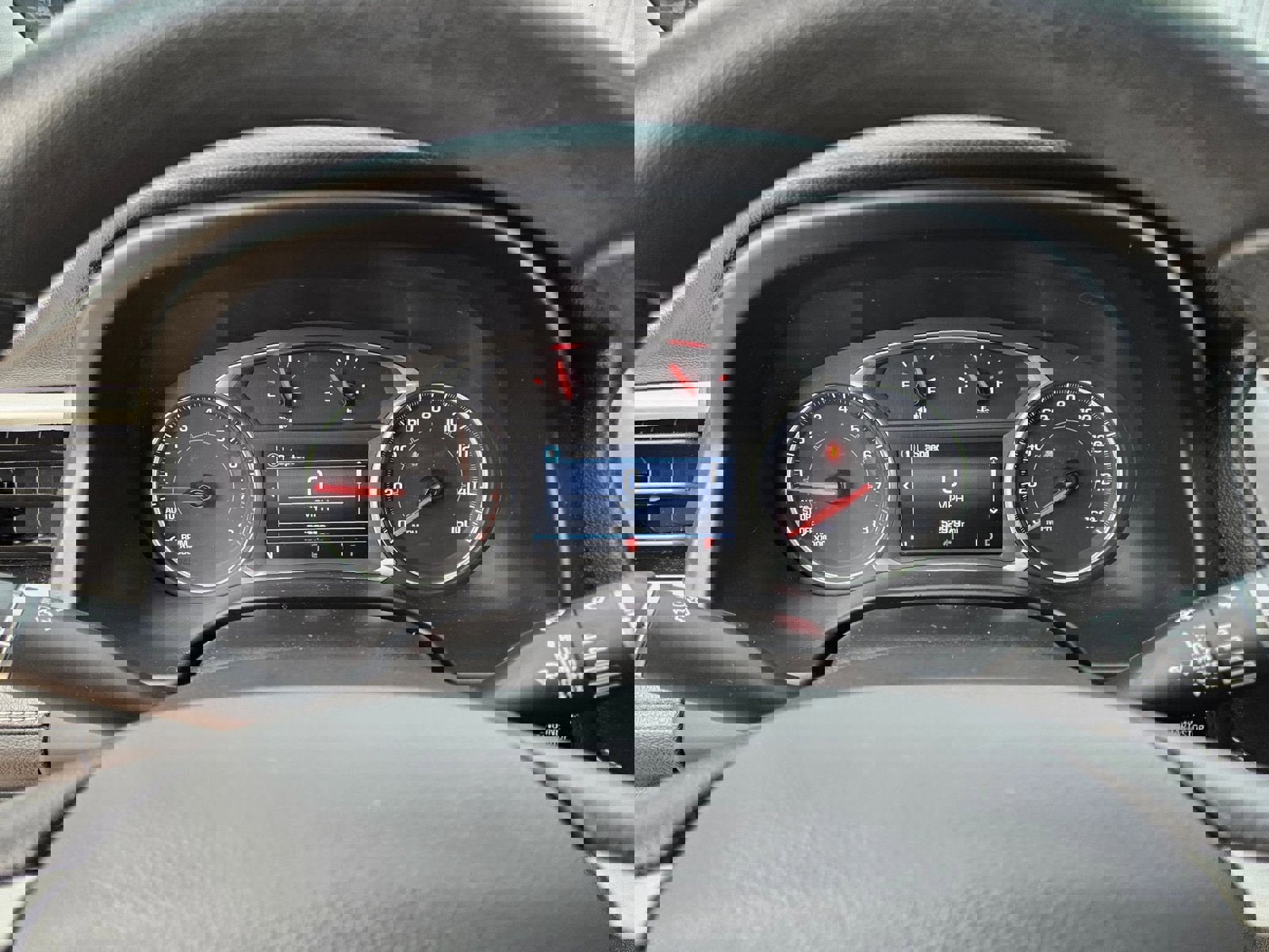 Used 2021 GMC Acadia SLE w/ Driver Convenience Package FWD image 21