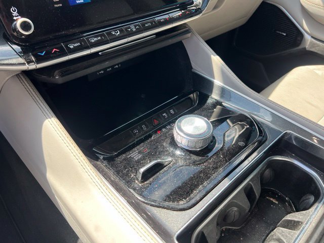 Used 2022 Jeep Wagoneer Series I w/ Premium Group I AWD/4WD image 28