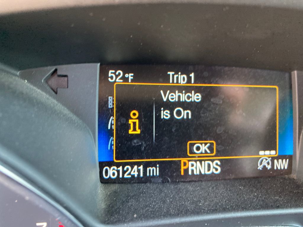 Used 2018 Ford Escape SE w/ SE Sync 3 Package AWD/4WD image 22