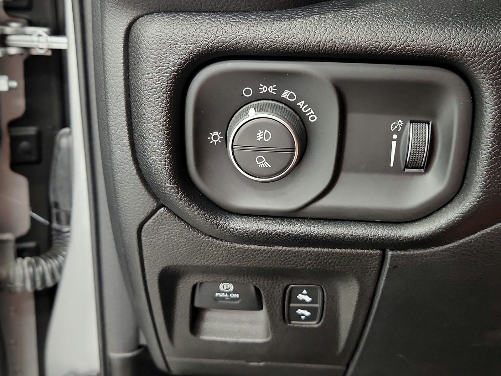 Used 2022 RAM 1500 Big Horn RWD image 36