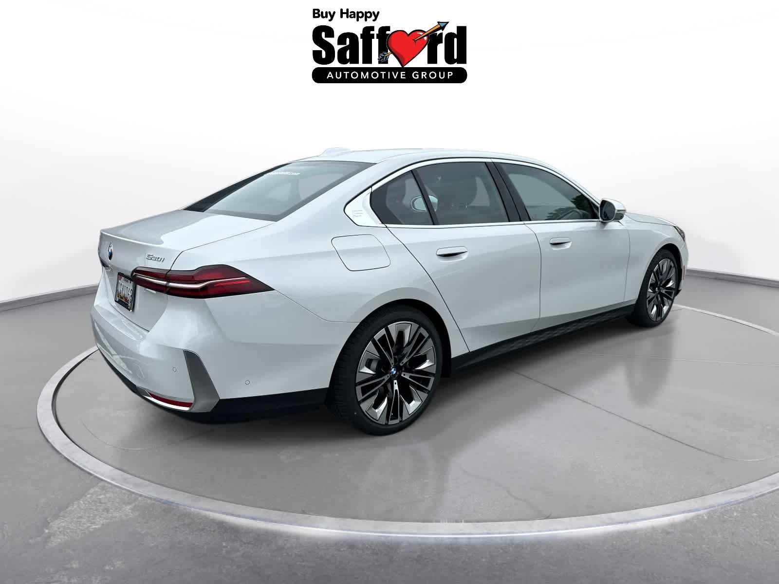 Used 2026 BMW 530i xDrive w/ Premium Package AWD/4WD image 4