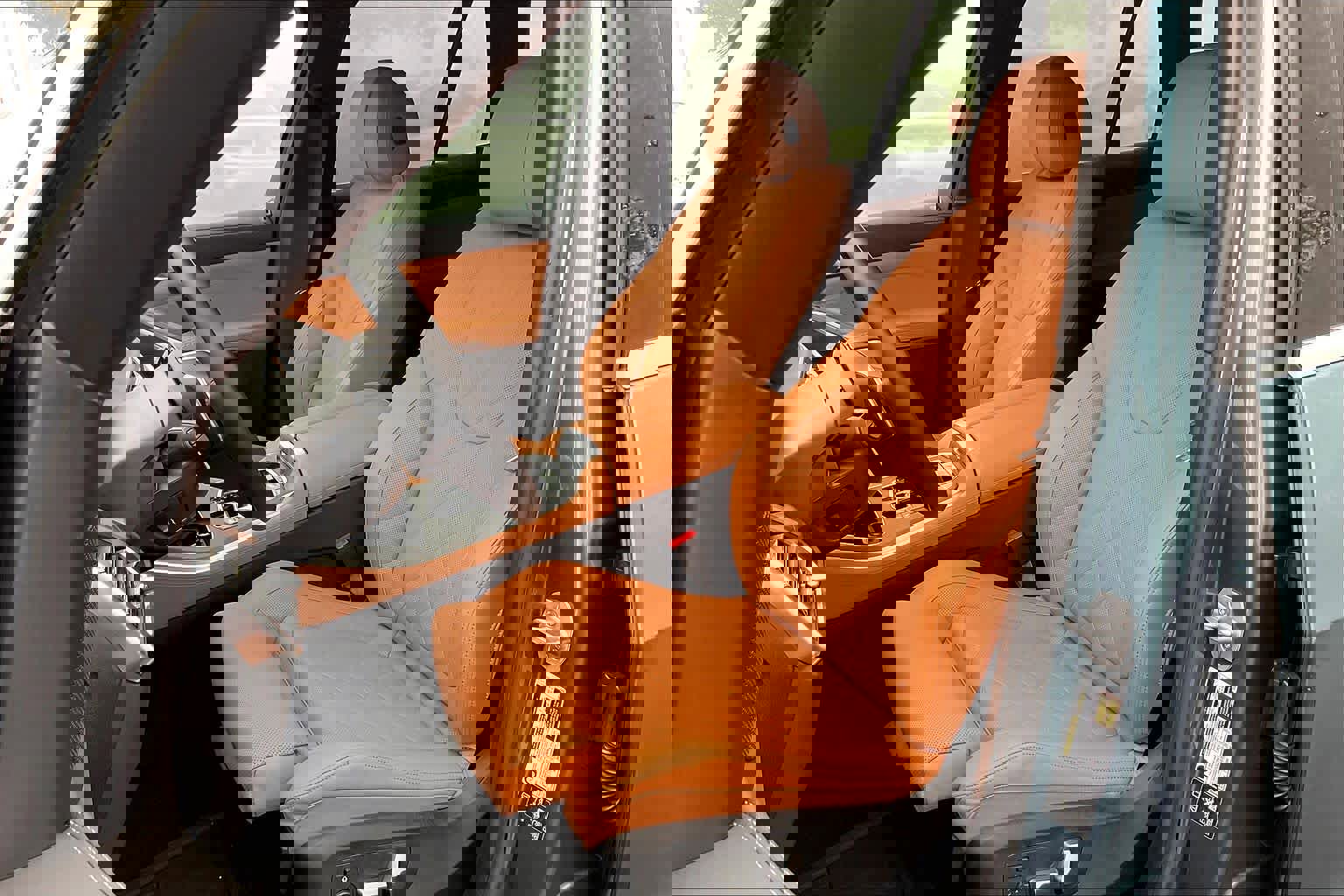 Used 2025 BMW X5 xDrive40i w/ Parking Assistance Package image 24