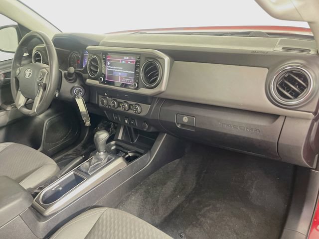 Used 2020 Toyota Tacoma SR5 AWD/4WD image 29