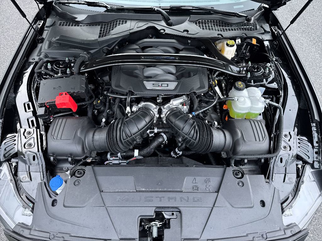 New 2025 Ford Mustang Dark Horse RWD image 3