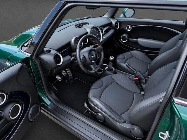 Used 2011 MINI Cooper John Cooper Works FWD image 5