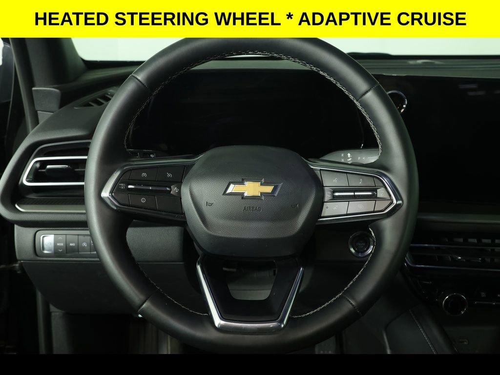 Used 2025 Chevrolet Traverse LT image 6