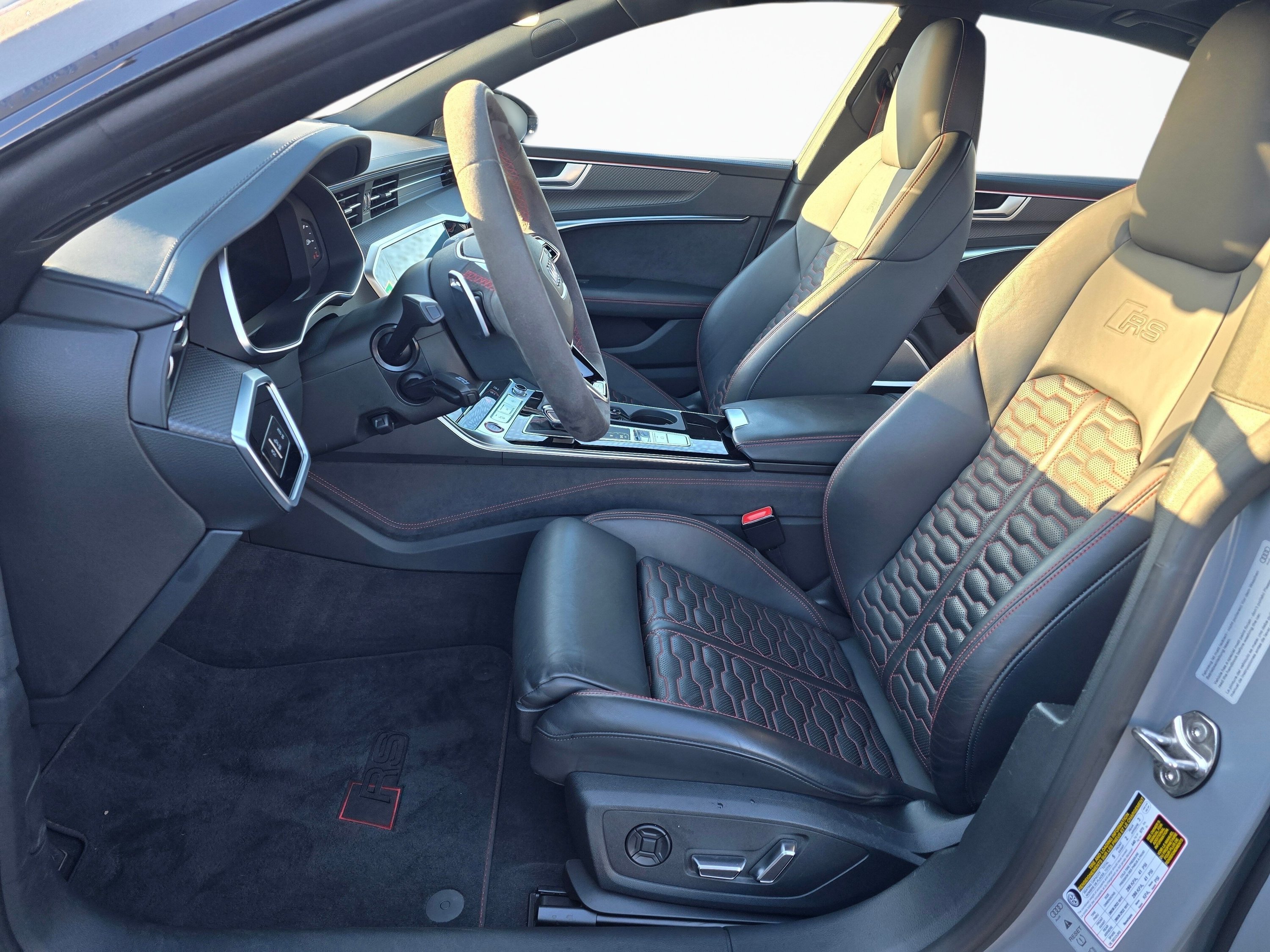 Used 2023 Audi RS 7 Sportback AWD/4WD image 13